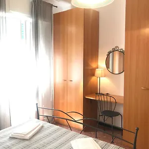 appartamenti-viviana.hotelitalianriviera.com/