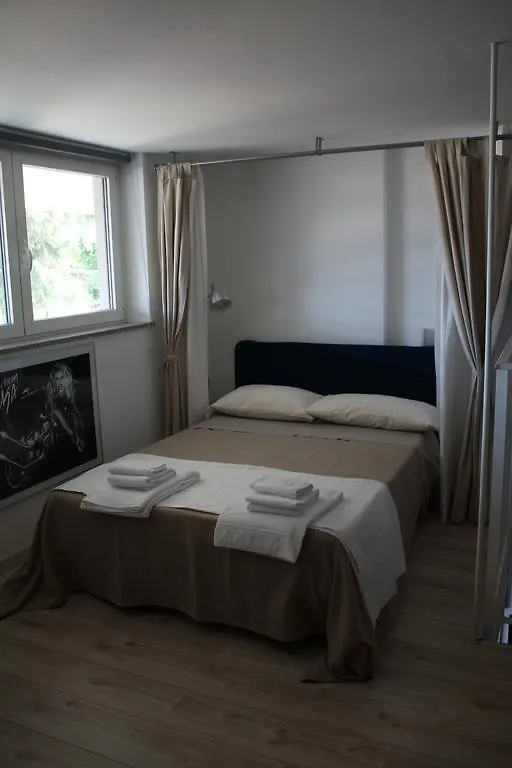 Ornato Garden Apartment Milan 0*,